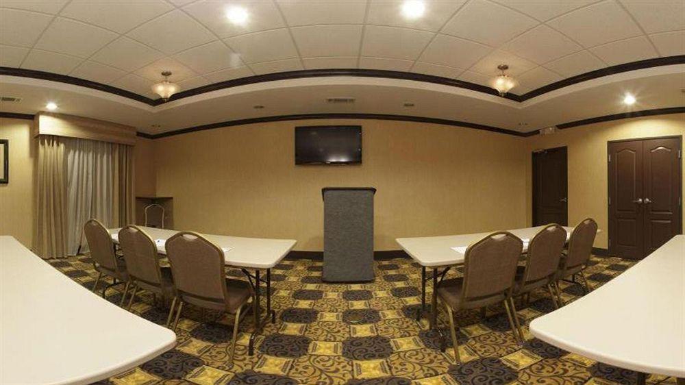 Holiday Inn Express Georgetown By Ihg Exterior photo