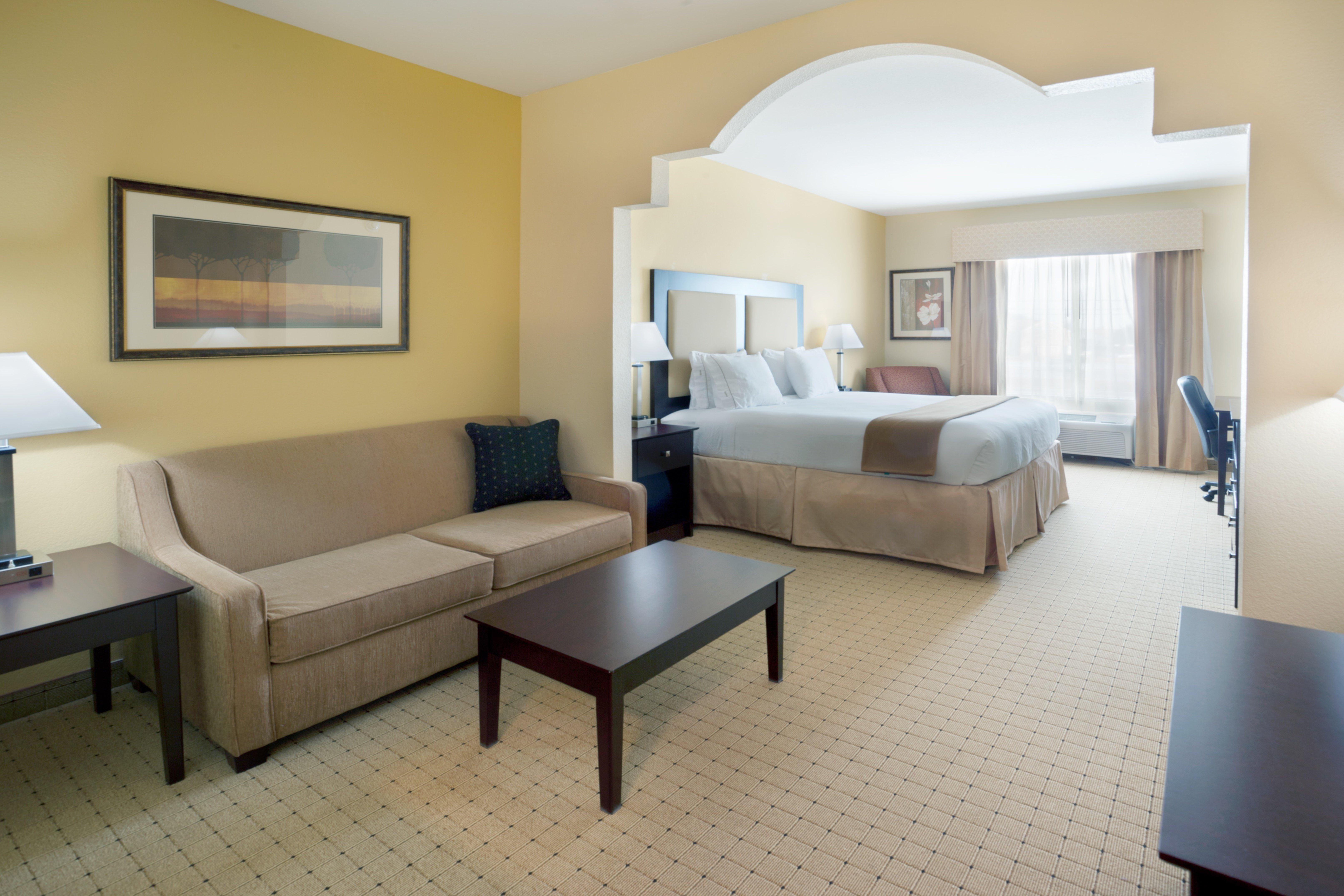 Holiday Inn Express Georgetown By Ihg Exterior photo