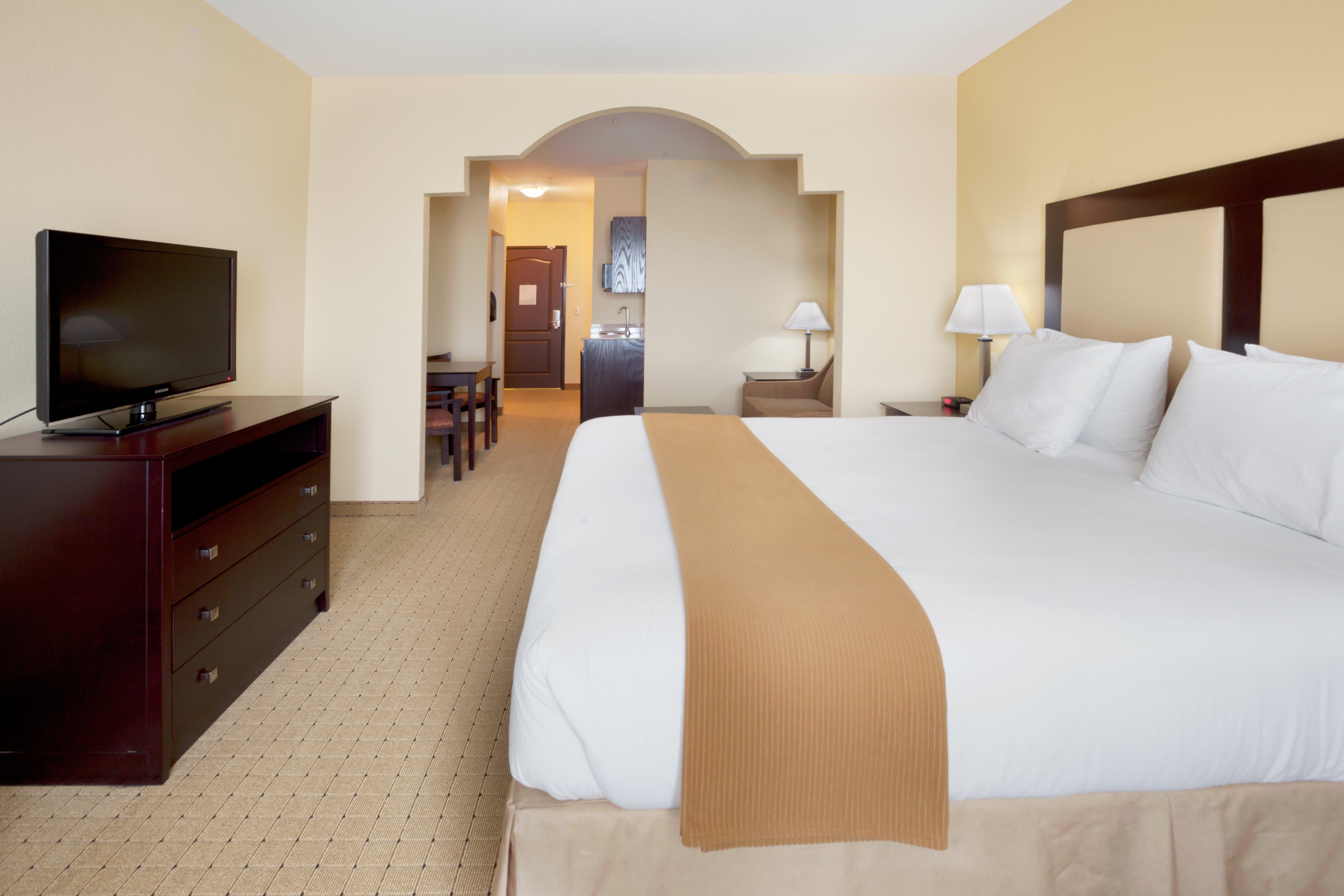 Holiday Inn Express Georgetown By Ihg Exterior photo