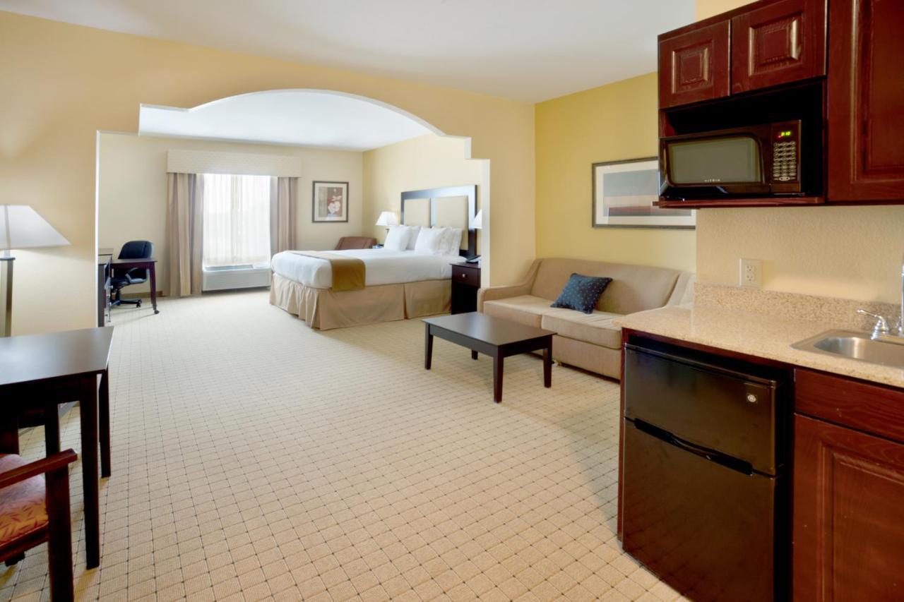Holiday Inn Express Georgetown By Ihg Exterior photo